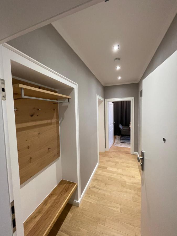 Direkt Am Bahnhof Apartment *