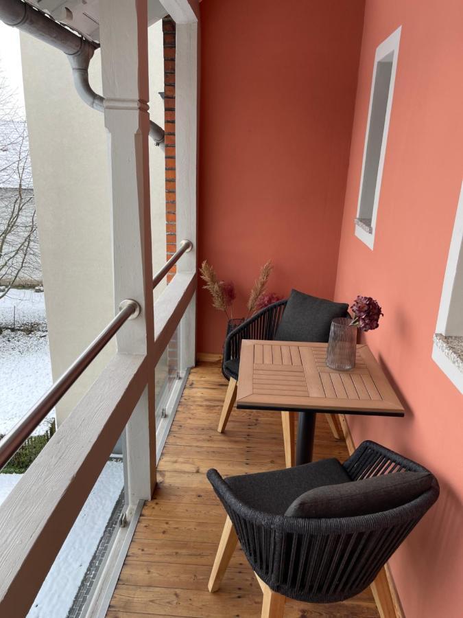 Direkt Am Bahnhof Apartment *