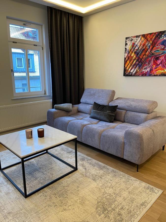 Direkt Am Bahnhof Apartment *